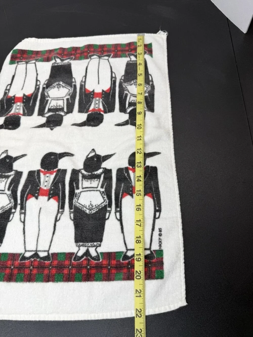 2 Vintage Christmas Penguins Black Tie Hand Dish Kitchen Towels Cannon